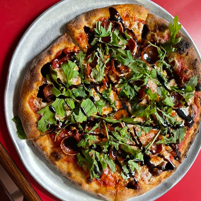 (10") SWEET AND SPICY PIZZA.